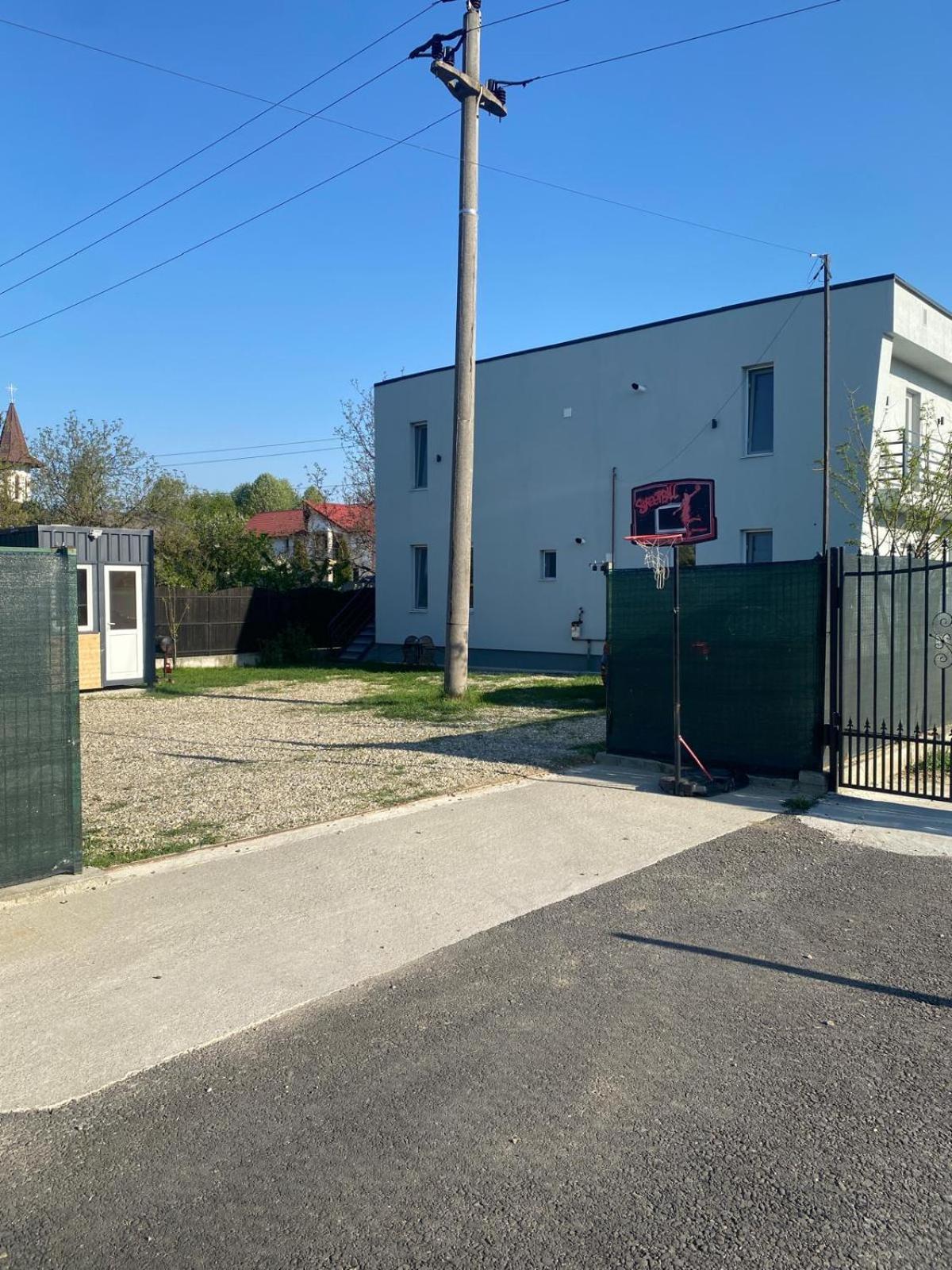 Ttt House ピテシュティ エクステリア 写真